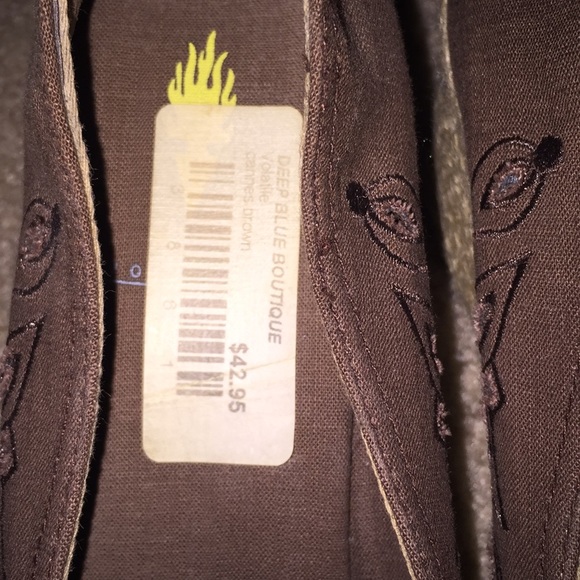 Cute like new only worn a couple sandals!!! Size 8 - Picture 2 of 5